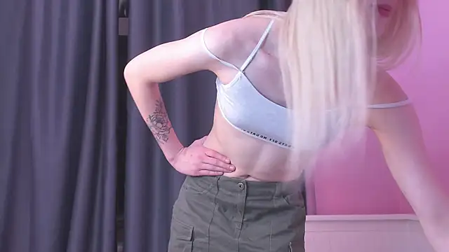 Grace Lambert online show from October 18, 2025, 9:15 pm