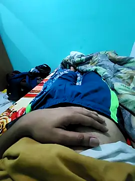 santa7869 online show from October 3, 2025, 3:42 pm