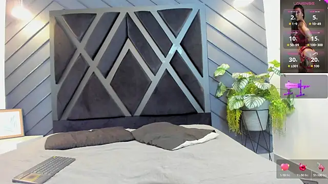 Snapshot of zoe_martins_ chatting on October 4, 2025, 7:12 pm zoe martins online show from October 4, 2025, 7:12 pm