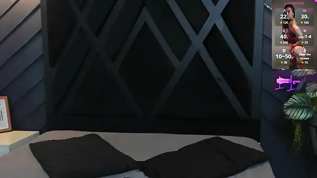 Snapshot of zoe_martins_ chatting on October 18, 2025, 6:08 pm zoe martins online show from October 18, 2025, 6:08 pm