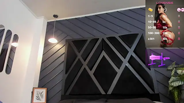 Snapshot of zoe_martins_ chatting on October 26, 2025, 2:23 pm zoe martins online show from October 26, 2025, 2:23 pm