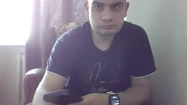 kocasosisli online show from February 15, 2026, 8:13 am