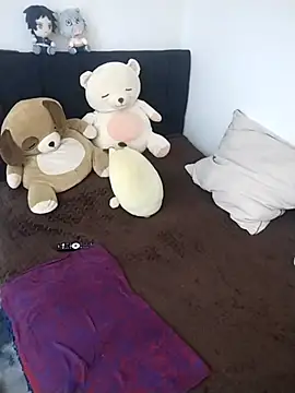 queemking online show from February 15, 2026, 9:19 am