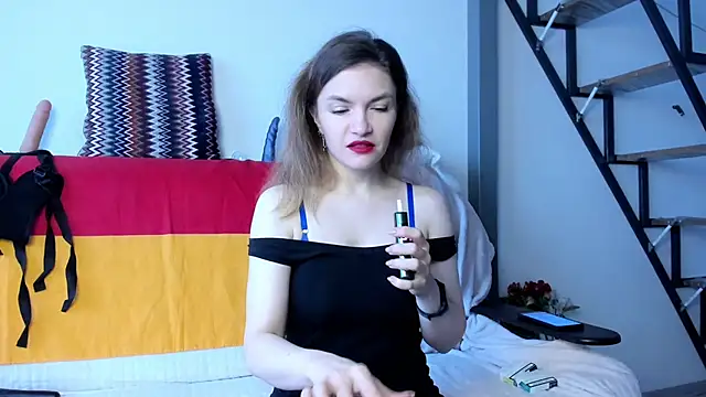 Snapshot of Katherine_Twilight chatting on February 2, 2025, 7:30 am Katherine Twilight online show from February 2, 2025, 7:30 am