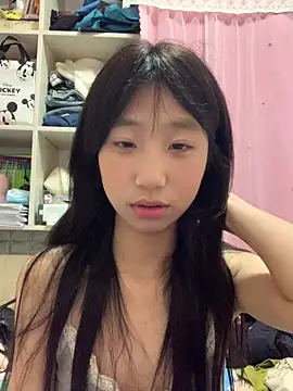 xiaotao-999 online show from October 9, 2025, 4:16 pm