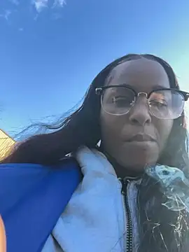 yummy0322 online show from November 8, 2025, 2:50 pm