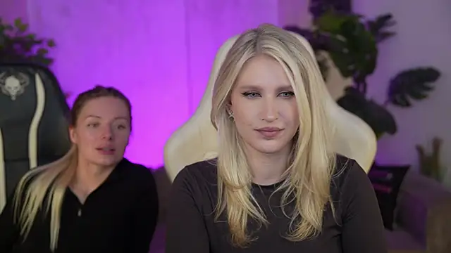 Snapshot of Scarlett_Sweet054 chatting on October 2, 2025, 2:24 pm Scarlett Sweet054 online show from October 2, 2025, 2:24 pm