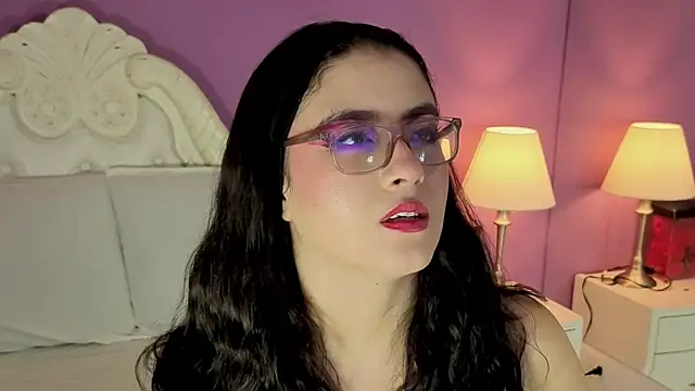 Snapshot of LiLLiAnderson chatting on October 6, 2025, 11:40 am LiLLiAnderson online show from October 6, 2025, 11:40 am