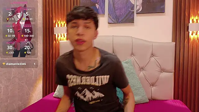 Snapshot of Axel__Evans chatting on September 22, 2025, 5:04 pm Axel Evans online show from September 22, 2025, 5:04 pm