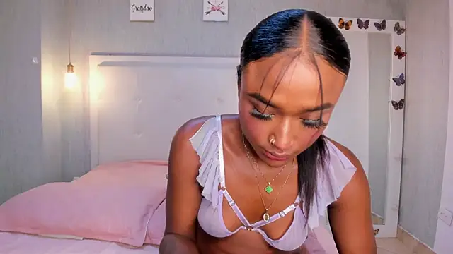 EsmeraldaNyx online show from October 7, 2025, 11:57 pm