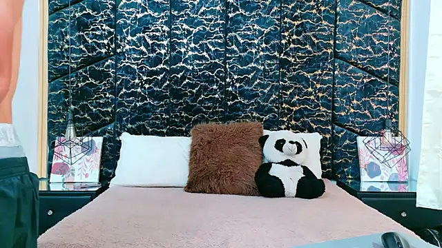 Snapshot of CattyANDnicky chatting on October 6, 2025, 1:08 pm CattyANDnicky online show from October 6, 2025, 1:08 pm