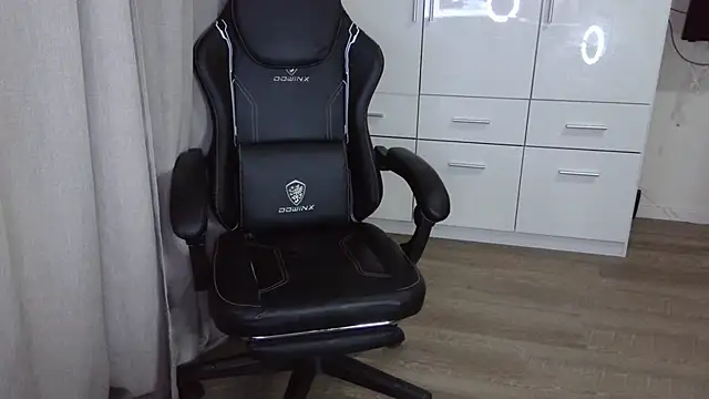 Milo9210 online show from October 10, 2025, 10:20 pm