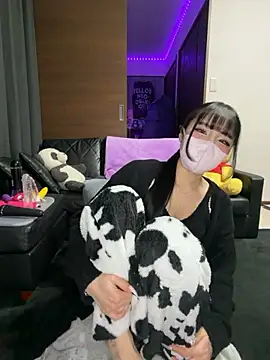 Nano-xxx online show from December 4, 2025, 7:00 pm