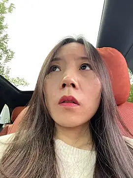 Snapshot of xinmeng-000 chatting on October 18, 2025, 4:37 am xinmeng-000 online show from October 18, 2025, 4:37 am