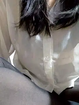 Snapshot of Maria2299 chatting on February 14, 2026, 4:37 pm Maria2299 online show from February 14, 2026, 4:37 pm