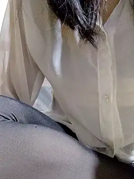 Snapshot of Maria2299 chatting on February 16, 2026, 6:37 pm Maria2299 online show from February 16, 2026, 6:37 pm