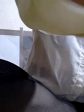 Snapshot of Maria2299 chatting on February 19, 2026, 8:43 am Maria2299 online show from February 19, 2026, 8:43 am