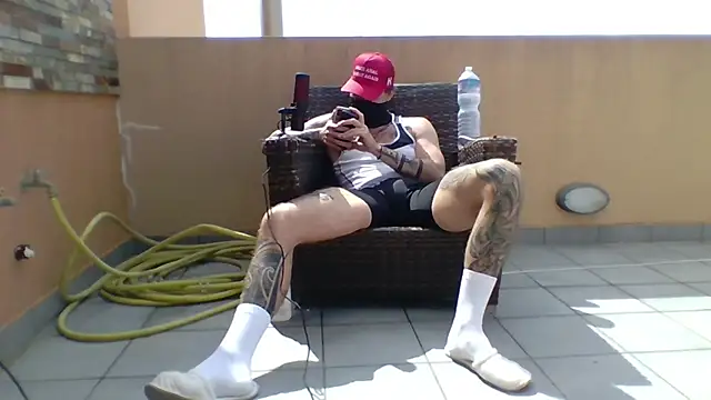 youngAlphaCouple online show from March 25, 2026, 9:59 am