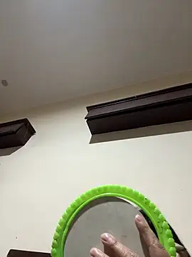 Bella 7777 online show from January 7, 2026, 3:25 pm