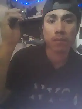 Snapshot of Lunaty00 chatting on November 20, 2025, 6:07 pm Lunaty00 online show from November 20, 2025, 6:07 pm