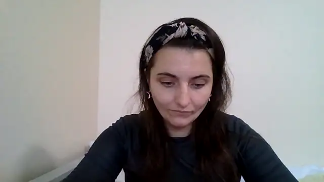 Snapshot of DInaraXRose chatting on October 7, 2025, 11:07 am DInaraXRose online show from October 7, 2025, 11:07 am