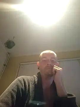 Snapshot of piercingpik chatting on June 9, 2026, 10:54 pm piercingpik online show from June 9, 2026, 10:54 pm