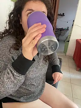 Lucy YupiSweet online show from November 26, 2025, 3:35 pm