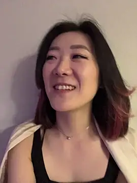 AikoYamada online show from October 27, 2025, 5:55 am