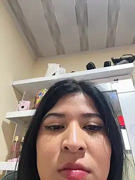 Vliacoooper2 online show from March 18, 2026, 10:40 am