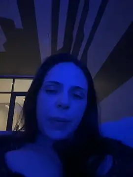 Snapshot of Lady_LauraRose chatting on November 16, 2025, 12:27 am Lady LauraRose online show from November 16, 2025, 12:27 am