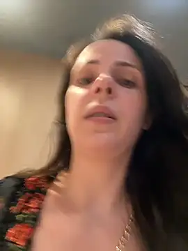 Snapshot of Lady_LauraRose chatting on November 18, 2025, 12:27 am Lady LauraRose online show from November 18, 2025, 12:27 am