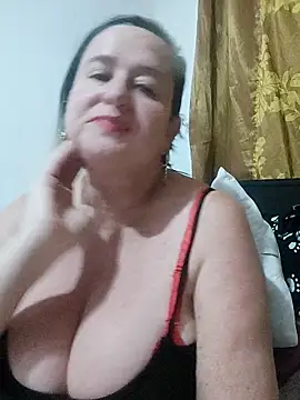 Miss-tetas online show from October 17, 2025, 4:37 am