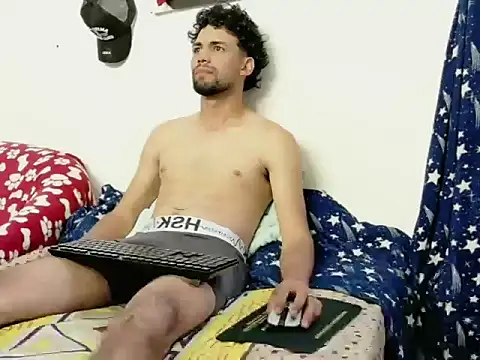 cristian-gp online show from March 13, 2026, 1:34 am