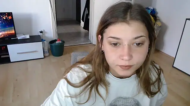 Aliens4twenty online show from September 24, 2025, 5:55 am