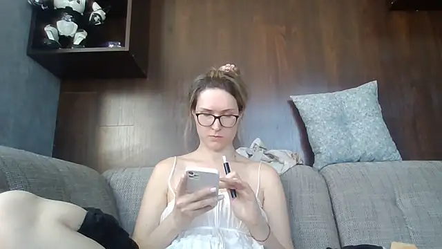 Snapshot of Jugira chatting on April 4, 2026, 11:51 am Jugira online show from April 4, 2026, 11:51 am