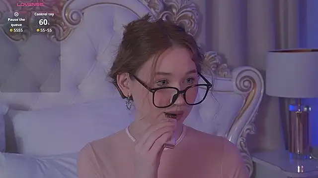 NancySmitts online show from September 26, 2025, 4:00 pm