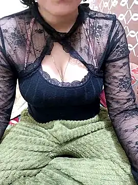 Snapshot of Pihu_Chopra chatting on January 19, 2026, 2:32 pm Pihu Chopra online show from January 19, 2026, 2:32 pm