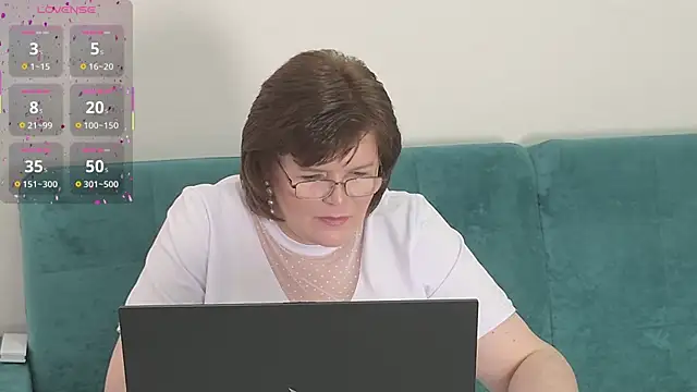 Snapshot of Sandra_Sunrise chatting on September 21, 2025, 9:00 am Sandra Sunrise online show from September 21, 2025, 9:00 am