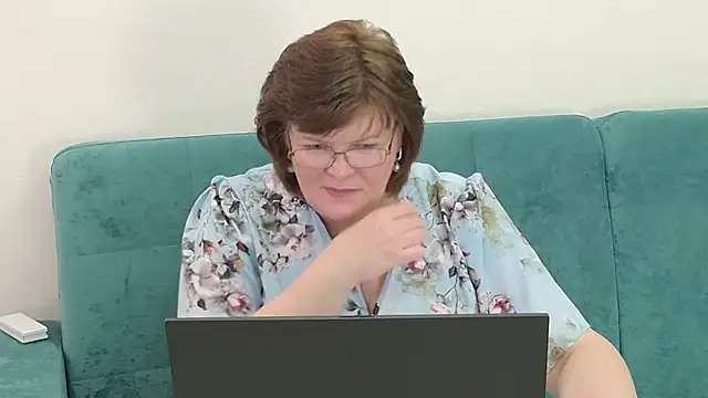 Snapshot of Sandra_Sunrise chatting on October 6, 2025, 11:18 am Sandra Sunrise online show from October 6, 2025, 11:18 am