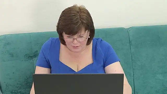 Snapshot of Sandra_Sunrise chatting on November 10, 2025, 9:52 am Sandra Sunrise online show from November 10, 2025, 9:52 am