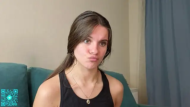 Snapshot of chloemilka chatting on September 19, 2025, 5:46 pm chloemilka online show from September 19, 2025, 5:46 pm