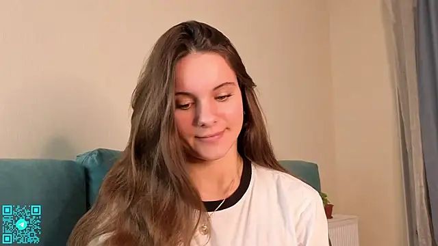 Snapshot of chloemilka chatting on September 26, 2025, 5:39 pm chloemilka online show from September 26, 2025, 5:39 pm