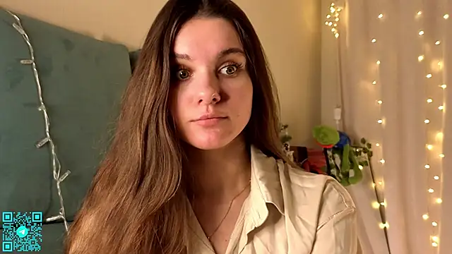 chloemilka online show from February 12, 2026, 5:19 pm