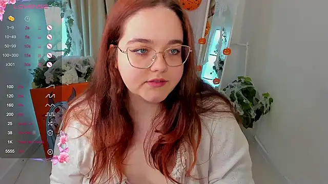 Snapshot of Neko_Moor chatting on October 29, 2025, 8:43 pm Neko Moor online show from October 29, 2025, 8:43 pm