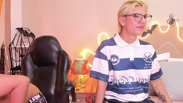 Enrrixxx  online show from October 24, 2025, 12:30 am