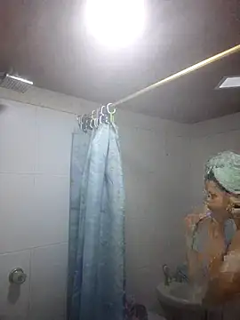 karol rose online show from October 8, 2025, 9:34 pm