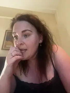 laceygreen online show from June 12, 2026, 10:41 pm