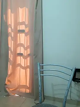 Snapshot of Anro2 chatting on October 10, 2025, 2:38 pm Anro2 online show from October 10, 2025, 2:38 pm