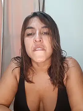 Snapshot of Anro2 chatting on February 15, 2026, 11:41 am Anro2 online show from February 15, 2026, 11:41 am