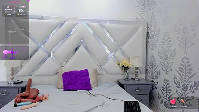 Snapshot of selenareyes chatting on September 24, 2025, 8:34 pm selenareyes online show from September 24, 2025, 8:34 pm